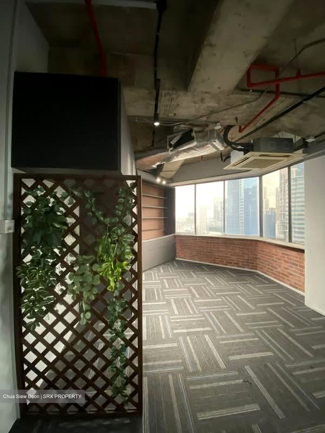 International Plaza (D2), Office #592337871